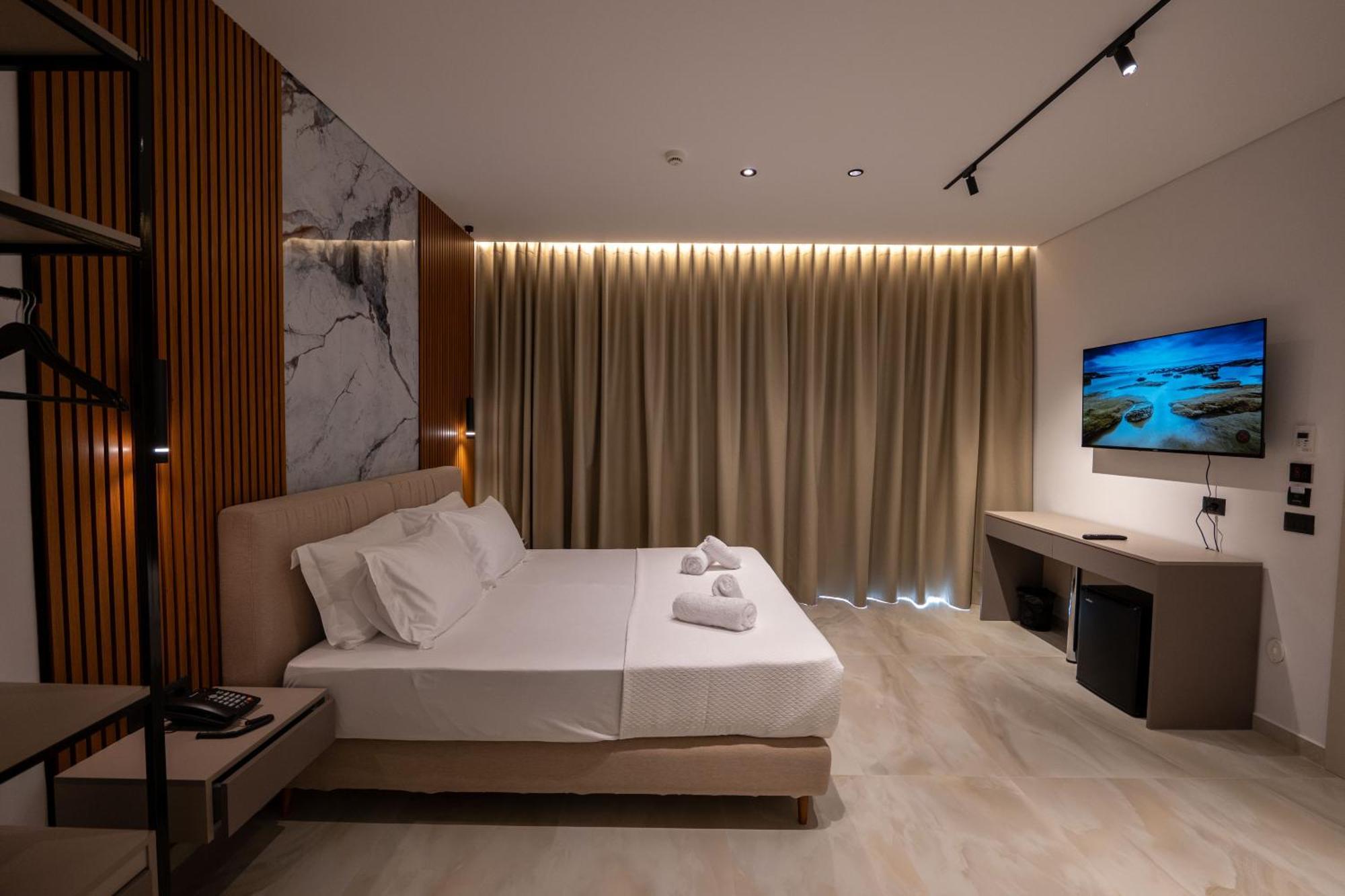 Litan Hotel Саранда Екстер'єр фото