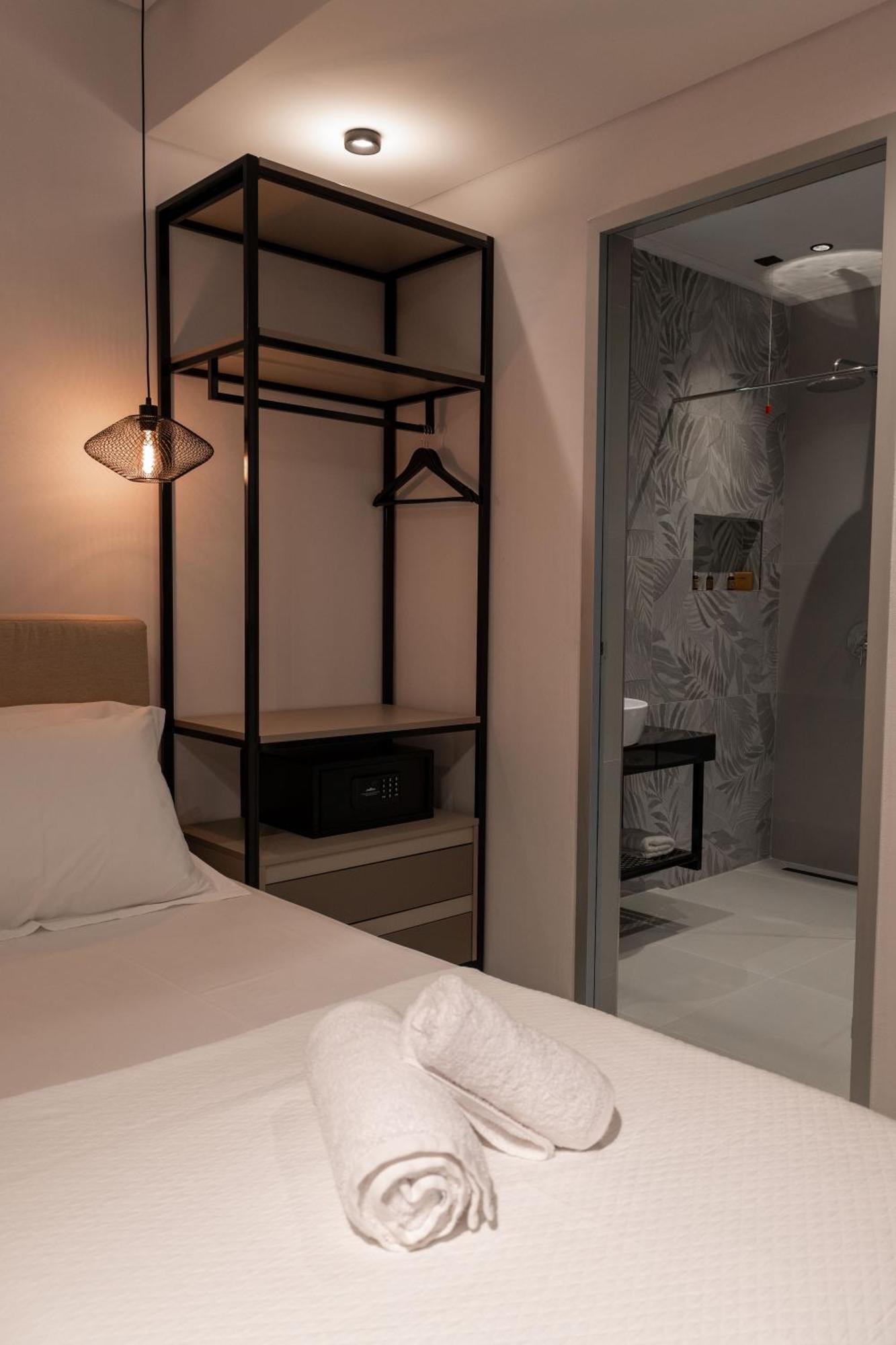 Litan Hotel Саранда Екстер'єр фото