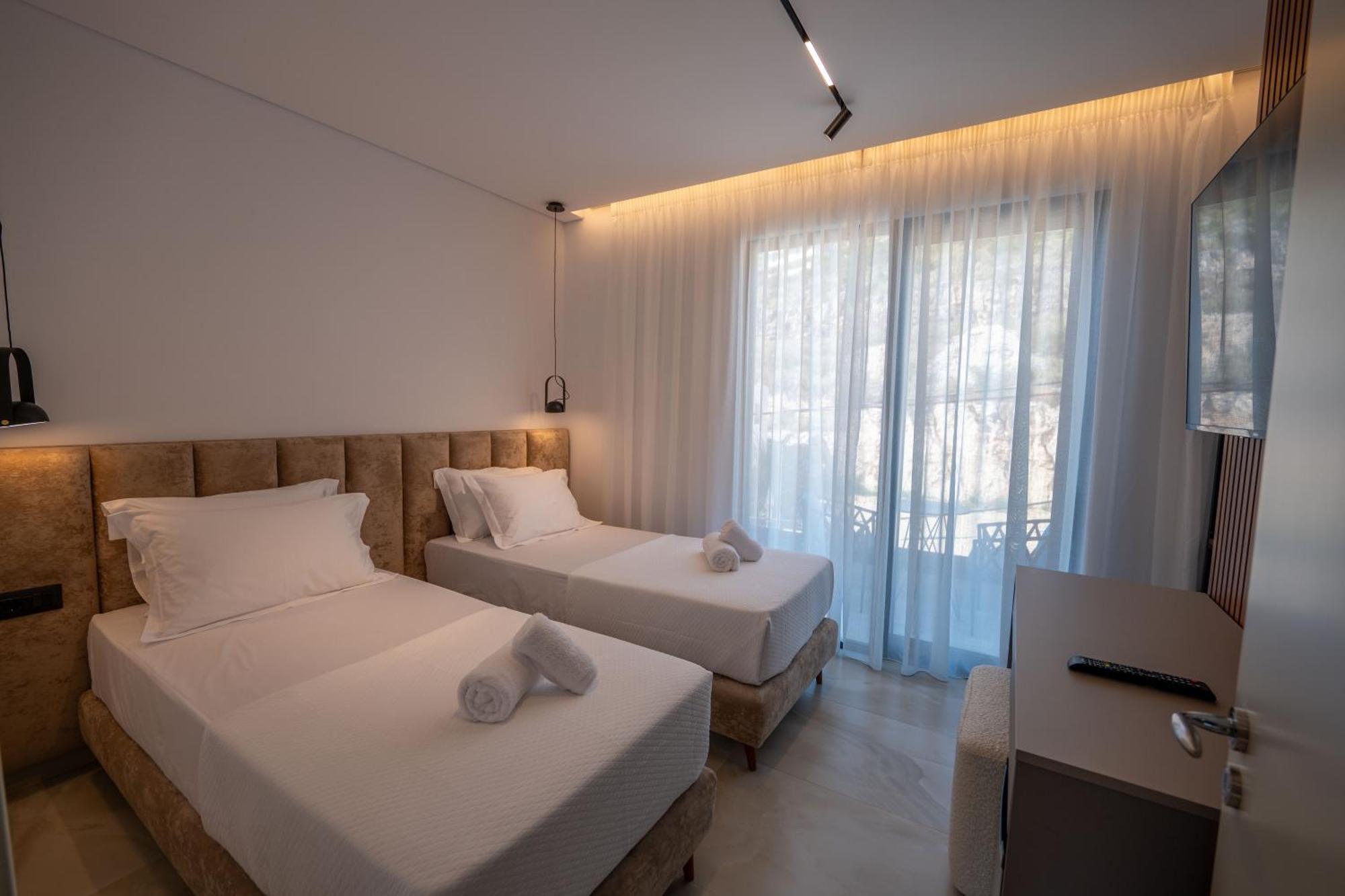 Litan Hotel Саранда Екстер'єр фото